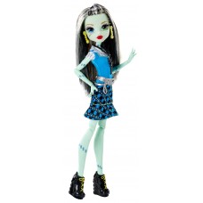 Куклa Monster High Первый день в школе DNW97 DNW99