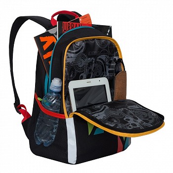 На картинке изображен Рюкзак школьный GRIZZLY RB-051-3 /1 black/red Рюкзак школьный GRIZZLY RB-051-3 /1 black/red