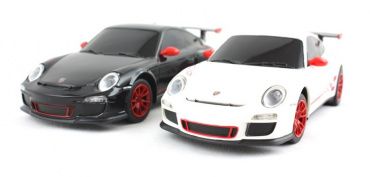 На картинке изображен Игрушка Rastar на р/у Porsche GT3 RS 39900 Игрушка Rastar на р/у Porsche GT3 RS 39900