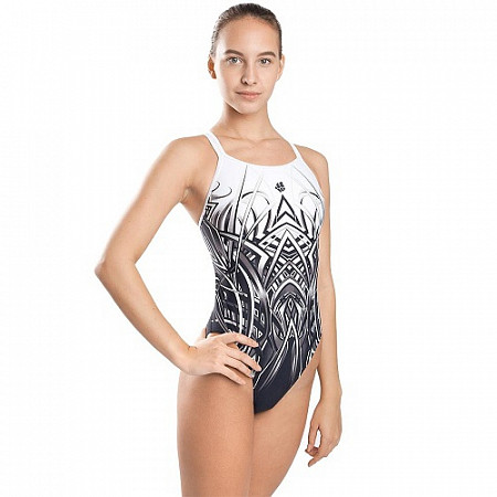 На картинке изображен Купальник спортивный женский Mad Wave Leaf black/white Купальник спортивный женский Mad Wave Leaf black/white
