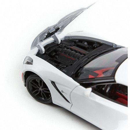 Машинка Maisto 1:18 Corvette Stingray Z51 (31677) white