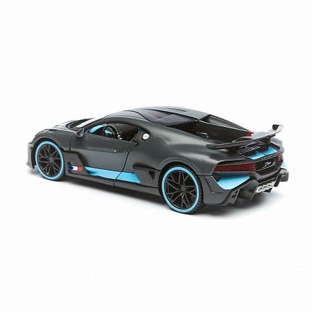 Масштабная модель автомобиля Maisto 1:24 Бугатти Диво 2018 (31526) black
