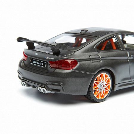 На картинке изображен Масштабная модель автомобиля Maisto 1:24 БМВ M4 GTS (31246) grey Масштабная модель автомобиля Maisto 1:24 БМВ M4 GTS (31246) grey