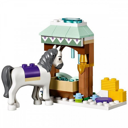 На картинке изображен Конструктор Lego Disney 41147 Зимние приключения Анны Конструктор Lego Disney 41147 Зимние приключения Анны