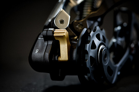 Задний переключатель Shimano saint rd-m820 короткая лапка (10 ск.) для dh ZSM70158