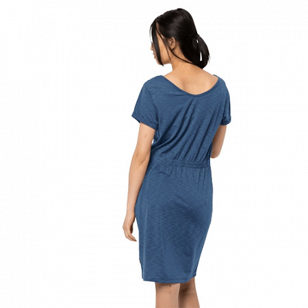 На картинке изображен Платье трикотажное женское Jack Wolfskin Travel Dress ocean wave Платье трикотажное женское Jack Wolfskin Travel Dress ocean wave