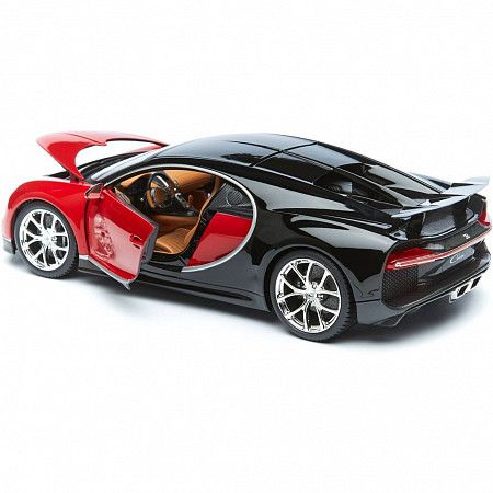 Модель автомобиля Bburago 1:18 Bugatti Chiron (18-11040) в асс.