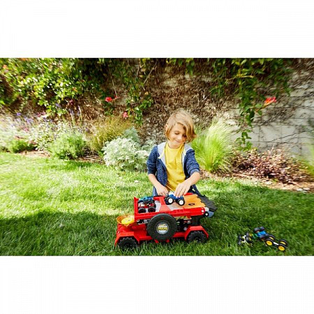 Набор игровой Hot Wheels Передвижная трасса для гонок (GFR15)