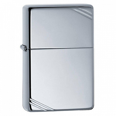 На картинке изображен Зажигалка Zippo Vintage w/ Slashes High Polish Chrome 260 Зажигалка Zippo Vintage w/ Slashes High Polish Chrome 260