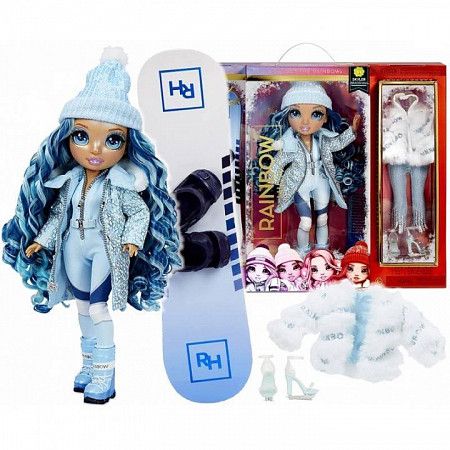 На картинке изображен Кукла Rainbow High "Скайлер Брэдшоу. Зимние каникулы" 574798EUC blue Кукла Rainbow High "Скайлер Брэдшоу. Зимние каникулы" 574798EUC blue