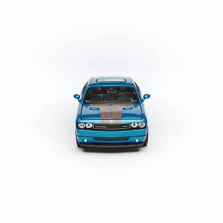 Масштабная модель автомобиля Maisto 1:24 Додж Челенджер 2008 (31280) blue