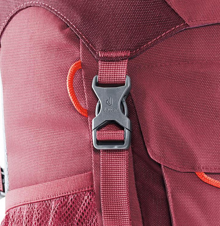 На картинке изображен Рюкзак Deuter Waldfuchs 10 3610015-5527 cardinal/maron Рюкзак Deuter Waldfuchs 10 3610015-5527 cardinal/maron