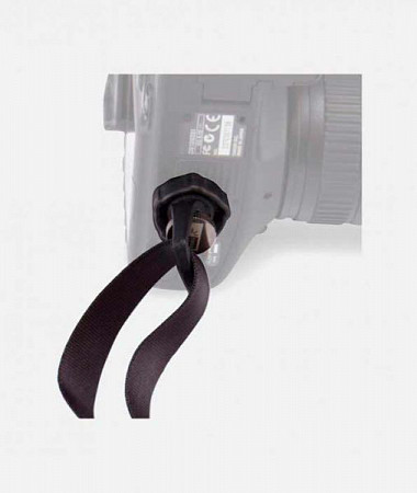 На картинке изображен Наплечный ремень для фотоаппарата Case Logic DCS101 Black (3201647) Наплечный ремень для фотоаппарата Case Logic DCS101 Black (3201647)