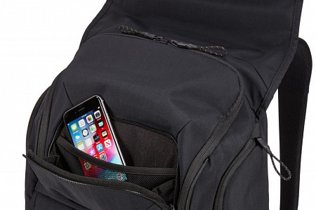 На картинке изображен Рюкзак для ноутбука Thule Paramount Backpack PARABP2216BLK black (3204216) Рюкзак для ноутбука Thule Paramount Backpack PARABP2216BLK black (3204216)