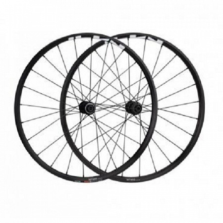 На картинке изображен Комплект колес Shimano F:15/R12мм E-THRU 29" MT-500-B EWHMT500FERED9X Комплект колес Shimano F:15/R12мм E-THRU 29" MT-500-B EWHMT500FERED9X