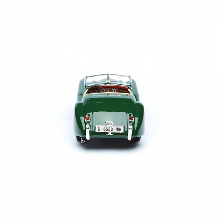 Коллекционная машина Bburago 1:24 Jaguar Xk 120 Roadster 1951 (18-22018) green