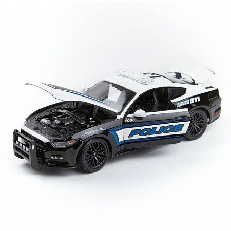 Машинка Maisto 1:18 2015 Ford Mustang GT (31397) black/white