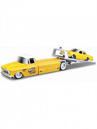 Эвакуатор игрушечный и машинка Maisto International DuraStar Flatbed & 1987 Chevrolet Caprice (15055)