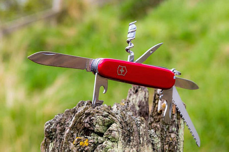 Нож перочинный Victorinox Camper Camping 91 мм 13 функций 1.3613.71