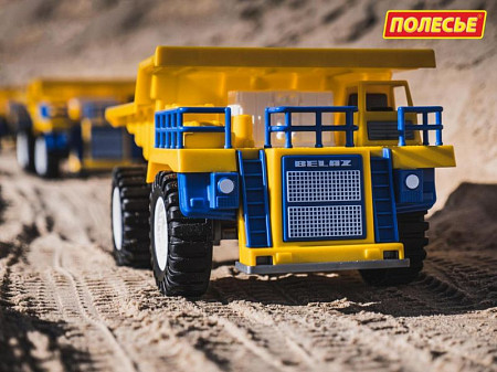 На картинке изображен Карьерный самосвал Полесье БелАЗ-75131 71736 Карьерный самосвал Полесье БелАЗ-75131 71736