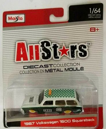 Машинка Maisto 1:64 1967 Volkswagen 1600 Squareback (15504)