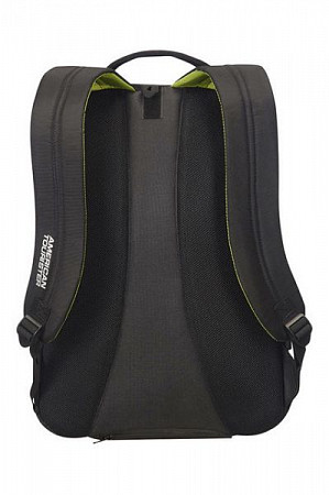 На картинке изображен Рюкзак American Tourister Urban Groove для ноутбука 15.6" 24G-09006 Black Рюкзак American Tourister Urban Groove для ноутбука 15.6" 24G-09006 Black