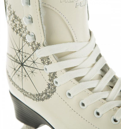 На картинке изображен Коньки фигурные Спортивная коллекция Princess Fur White Коньки фигурные Спортивная коллекция Princess Fur White