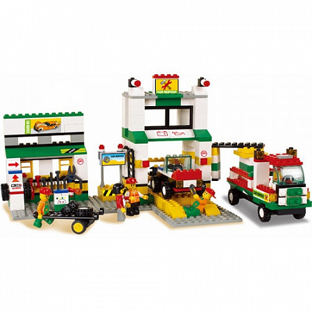 Конструктор Sluban Городская серия Станция техобслуживания M38-B2500