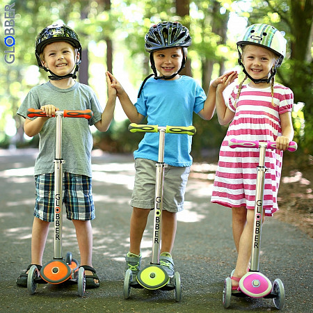 Самокат Globber Primo Plus Titanium 442-132 neon pink