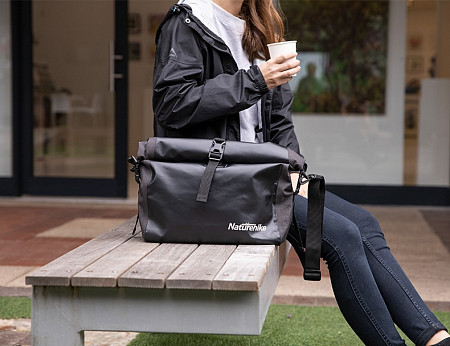 Гермосумка Naturehike PVC Shoulder 6л NH19SB005 black