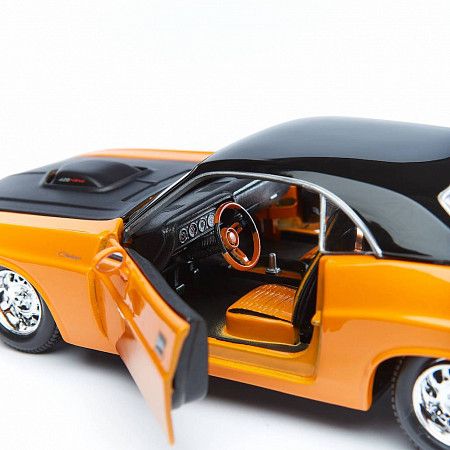 Масштабная модель автомобиля Maisto 1:24 Додж Челенджер (32518) orange