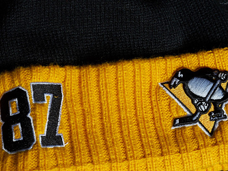 Шапка Atributika&Club NHL Pittsburgh Penguins 59256 black/yellow