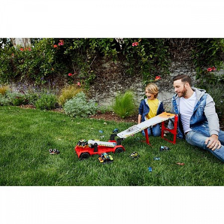 Набор игровой Hot Wheels Передвижная трасса для гонок (GFR15)