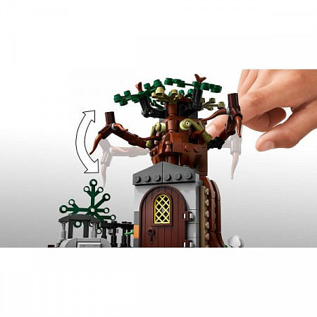 На картинке изображен Конструктор LEGO Hidden Side Загадка старого кладбища 70420 Конструктор LEGO Hidden Side Загадка старого кладбища 70420