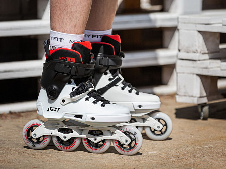 Роликовые коньки Powerslide Next 90 мм 908369 black/white
