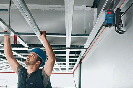 На картинке изображен Нивелир лазерный Bosch GLL 2-20 линейный + BM3 0 601 063 J00 Нивелир лазерный Bosch GLL 2-20 линейный + BM3 0 601 063 J00