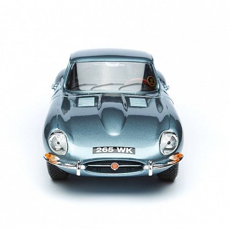 Машинка Bburago 1:18 Jaguar E-type Coupe (18-12044) silver