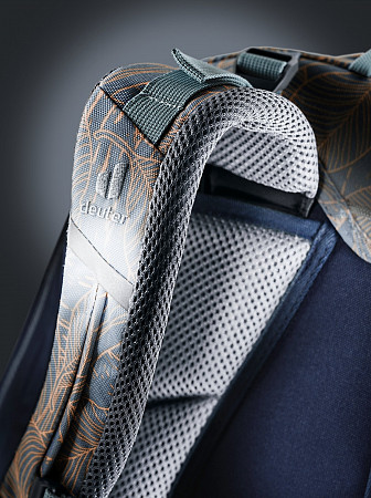 Рюкзак Deuter Ypsilon Dusk 3831021-1342 tropical-marine (2021)