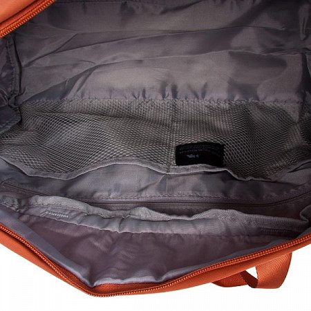 На картинке изображен Спортивная сумка Polar 11131 beige Спортивная сумка Polar 11131 beige