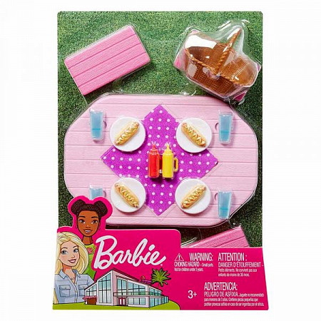 Игровой набор Barbie Стол для пикника FXG37 FXG40
