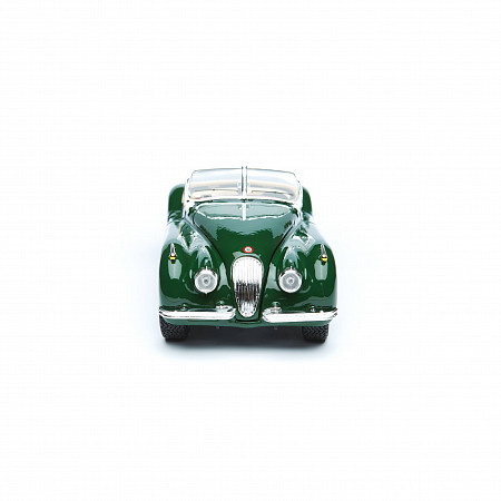 Коллекционная машина Bburago 1:24 Jaguar Xk 120 Roadster 1951 (18-22018) green