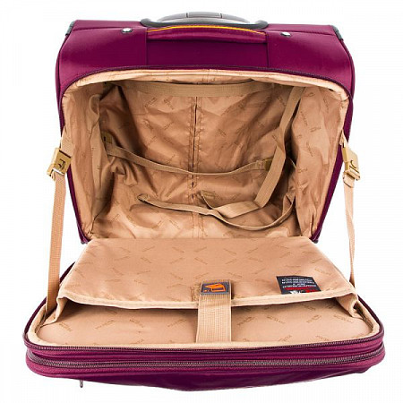 На картинке изображен Кейс-пилот Polar Р8667 17" purple Кейс-пилот Polar Р8667 17" purple