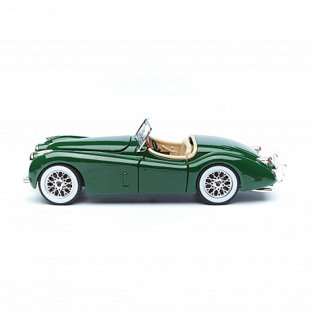 Коллекционная машина Bburago 1:24 Jaguar Xk 120 Roadster 1951 (18-22018) green