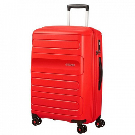 Чемодан средний American Tourister Sunside 67.5см 51G*00 002 red