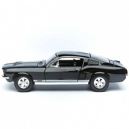 Машинка Maisto 1:18 1967 Ford Mustang Fastback  (31166) black