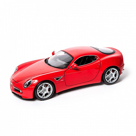 Коллекционная машина Bburago 1:18 Alfa Romeo 8C (18-12077) в асс.