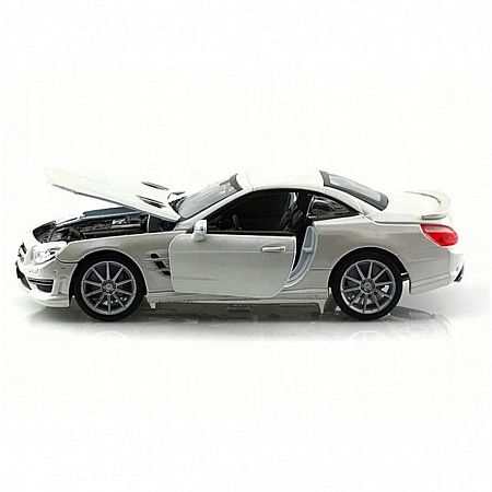 Коллекционная машина Bburago 1:24 Mercedes-Benz Sl 65 Amg Hardtop (18-21066) white
