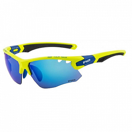 Очки солнцезащитные Relax Crown AT078E