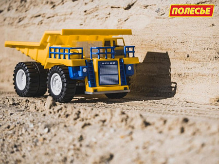На картинке изображен Карьерный самосвал Полесье БелАЗ-75131 71736 Карьерный самосвал Полесье БелАЗ-75131 71736