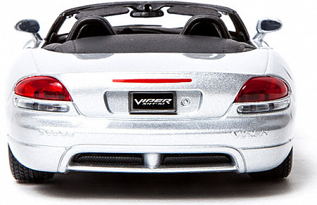 Коллекционная машина Bburago 1:24 Dodge Viper SRT/10 (18-22058) silver